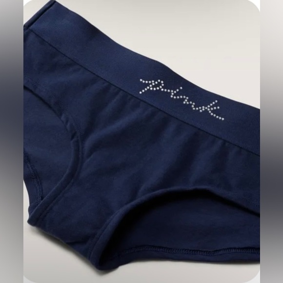 victoria's Secret pink pushup bra
36B 38B 38C 36D 38D 38DD & Panty Set Shine - Picture 9 of 10